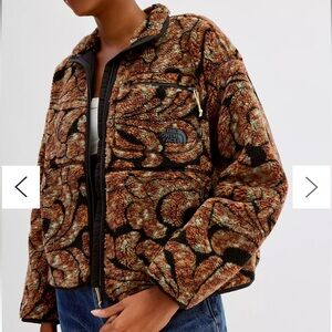 The North Face Jacquard Extreme Pile Fleece Jacket